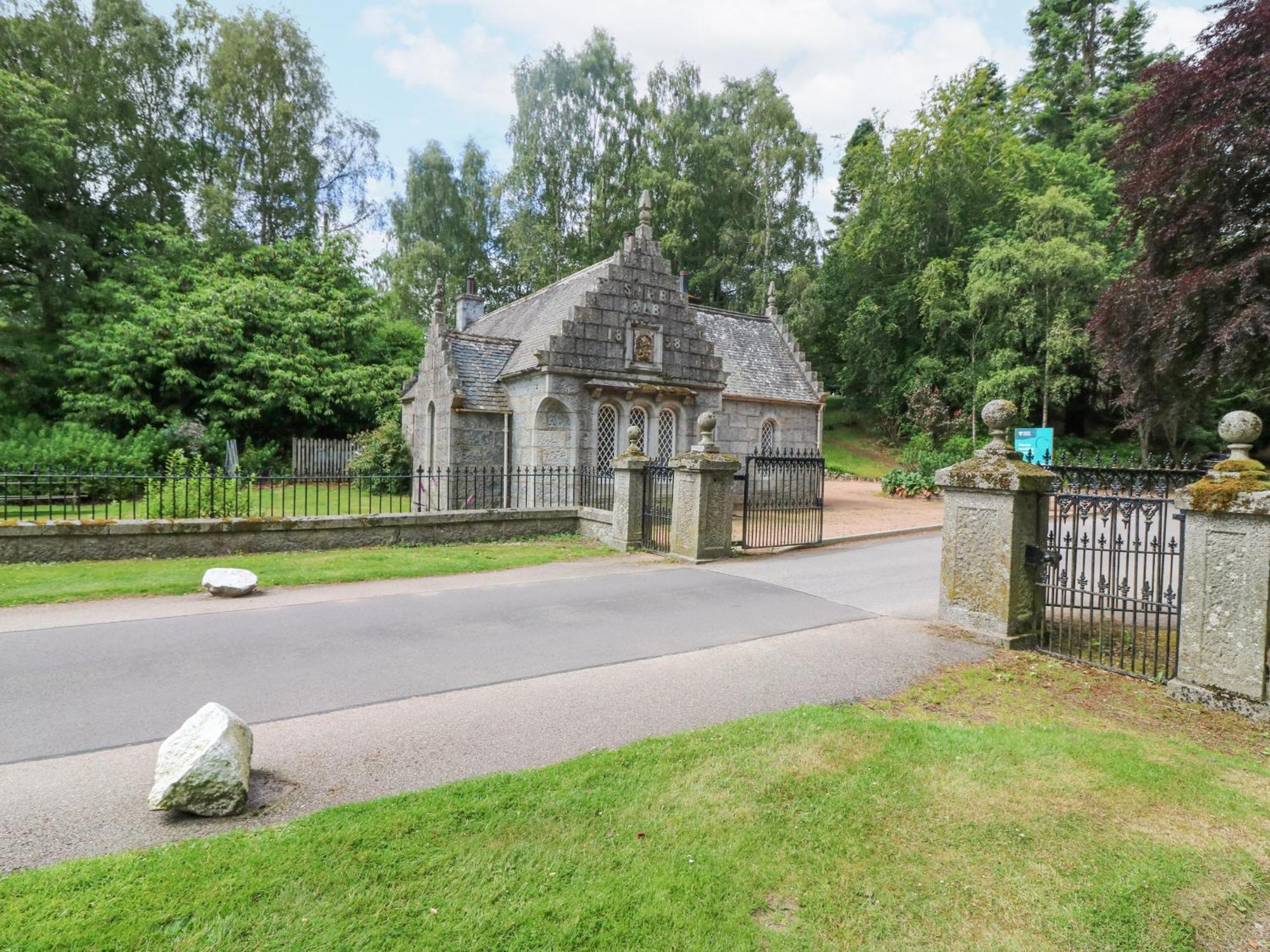 East Lodge - Crathes Castle 밴코리 외부 사진